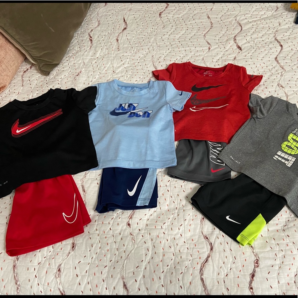 Boys 18M Nike sets